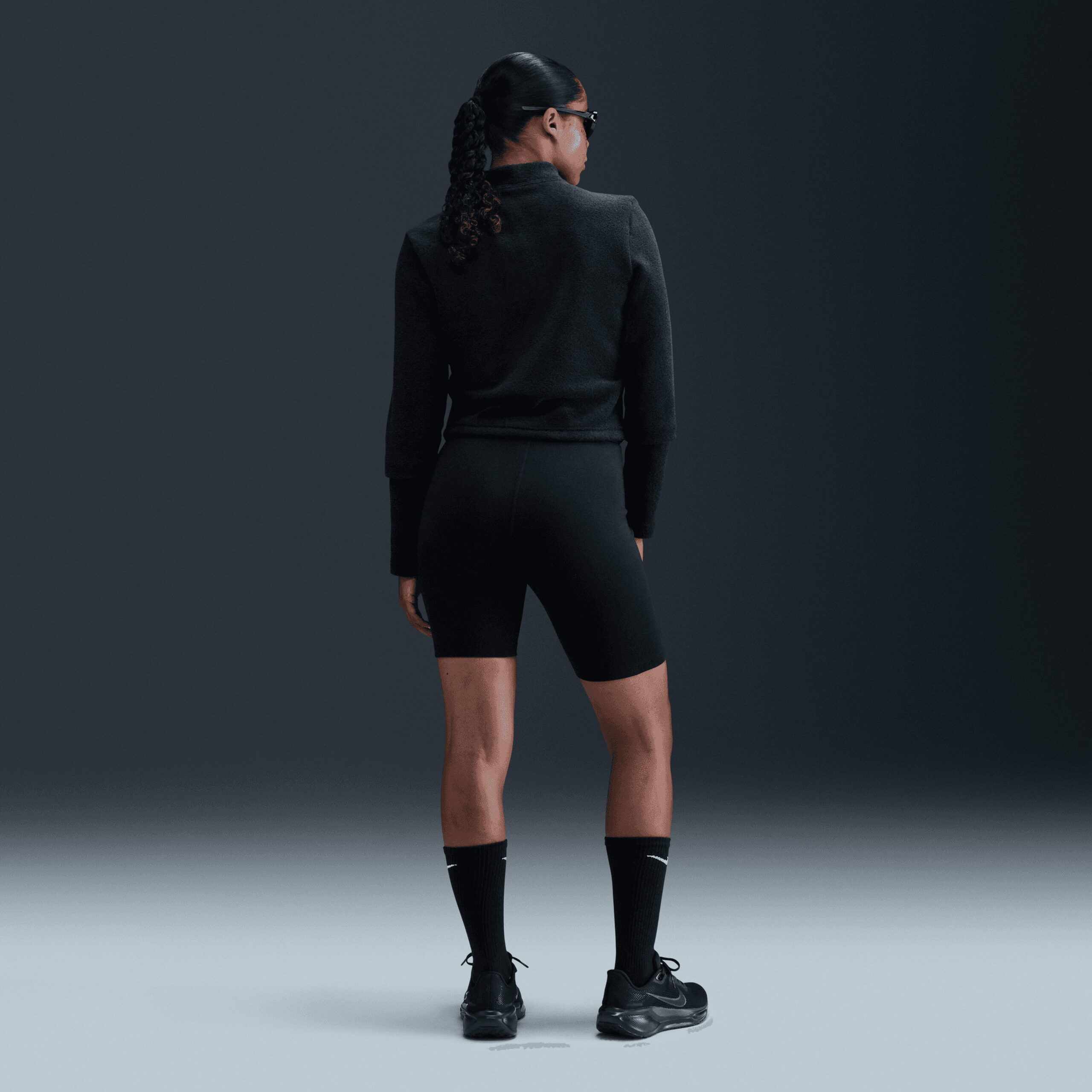 Nike - سویشرت مشکی زنانه نایک مدل Phoenix Plush - تصویر 3