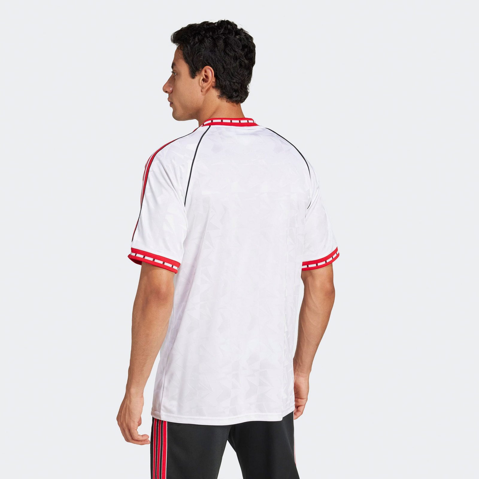تی شرت مردانه آدیداس مدل Manchester United Retro White - تصویر 3