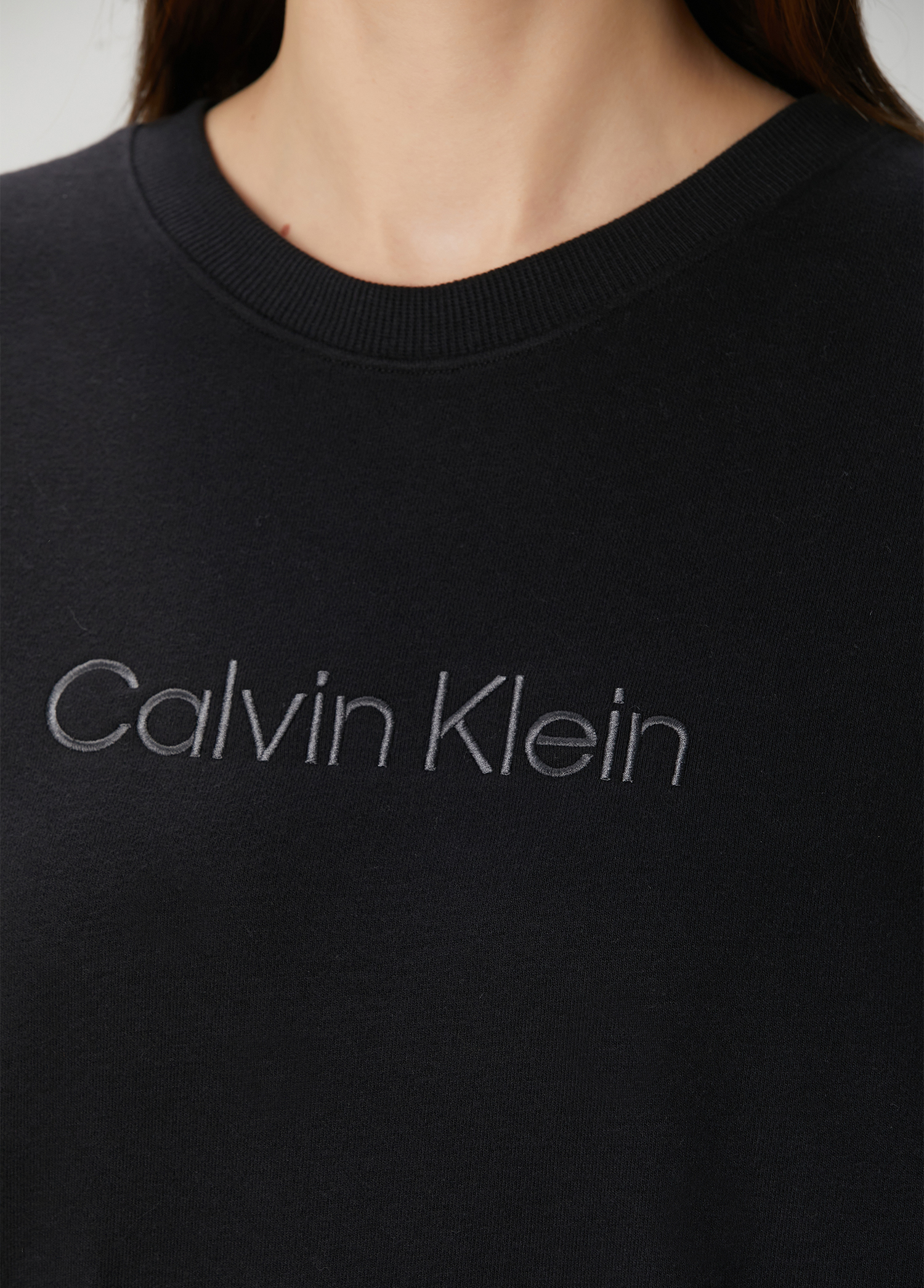 Calvin Klein - سویشرت مشکی با لوگو کلوین کلین - تصویر 2