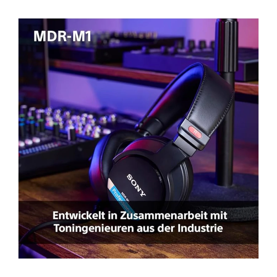 Sony MDR-M1 Studio Kapalı Arka Kulaklık - Kablolu, Ultra Geniş Bant Oynatma (5Hz-80kHz), Stüdyo Kaydı ve Karıştırma için İdeal, Hafif Tasarım (216g), 2 Çıkarılabilir Kablo içerir, Siyah