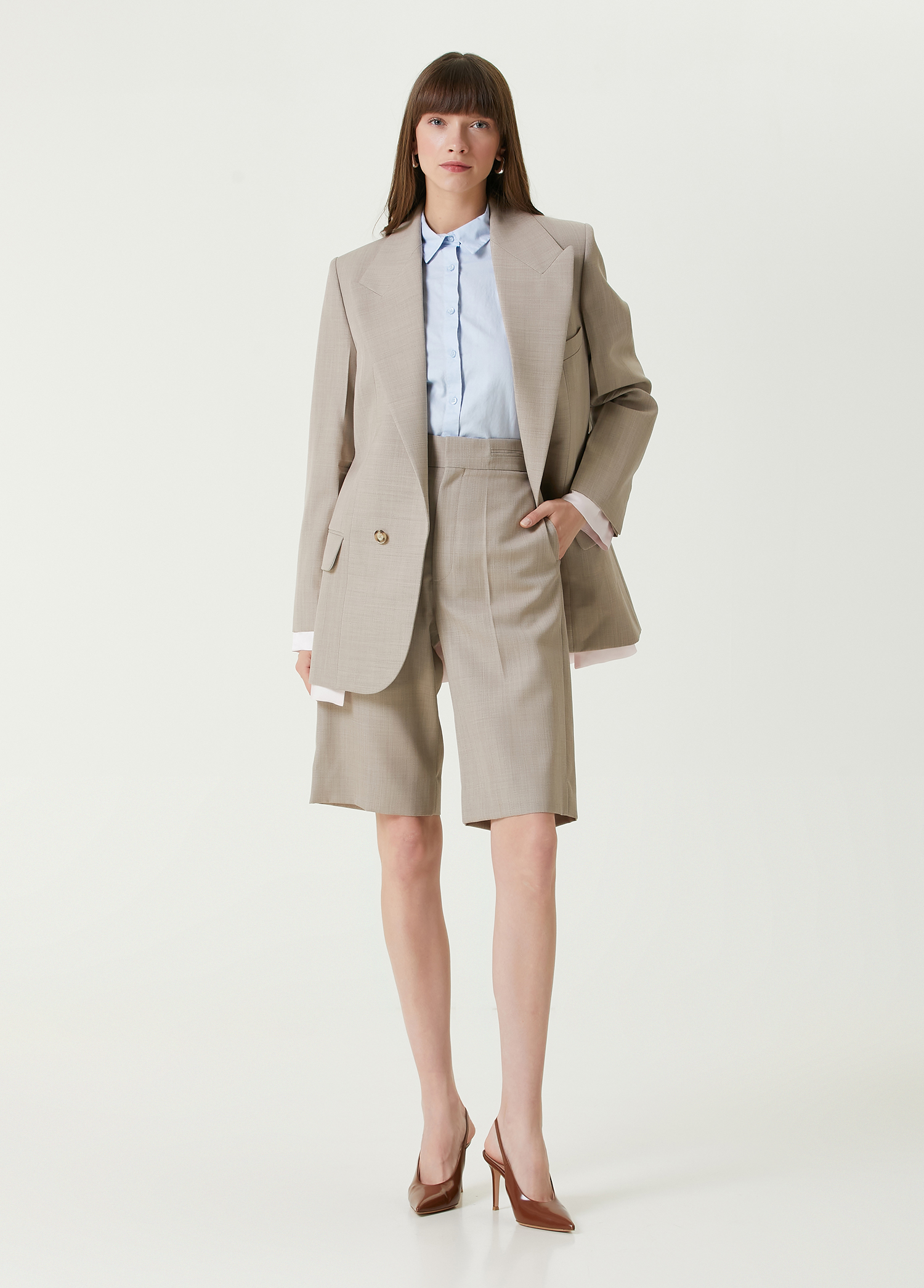 Victoria Beckham - پشم بژ برمودا