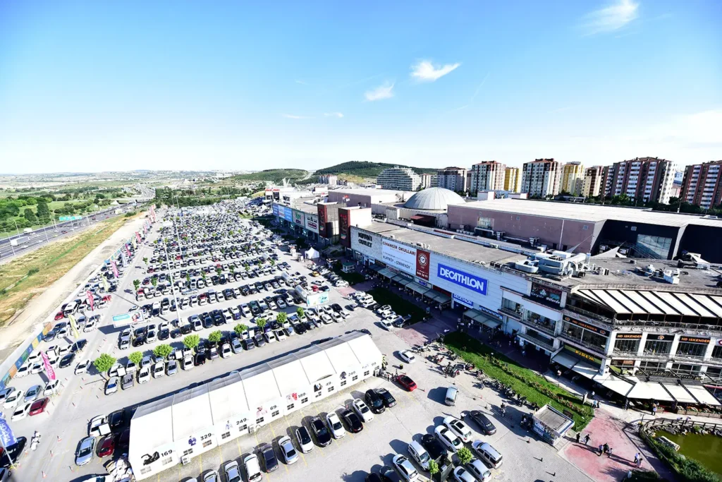 Viaport Asya Outlet shopping